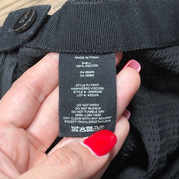 Theory Pajama Pant in Hammered Viscose Black Wide Leg Size 10 - Picture 5 of 6